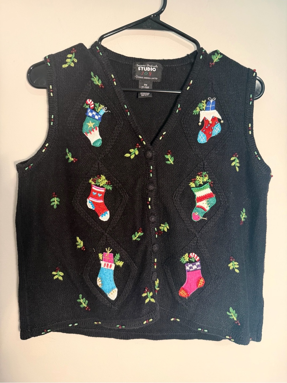 Vintage Designers Originals Black Knit Vest with Colorful Holiday Stockings -PM